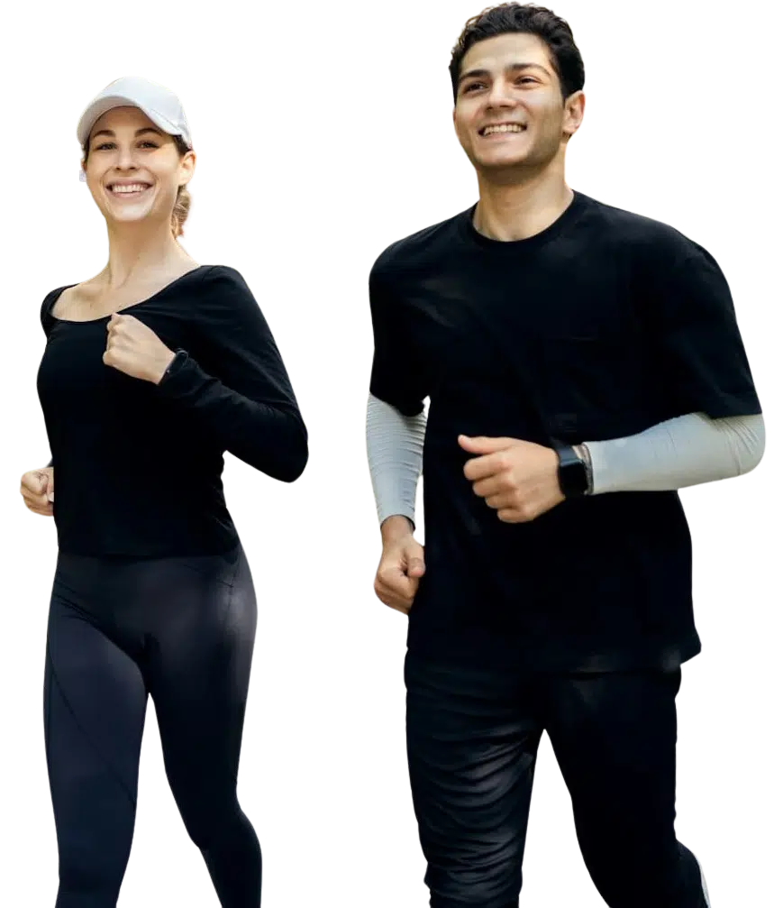Casal correndo e cuidando da saúde