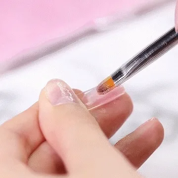 Manicure Profissional 14 giphy 1